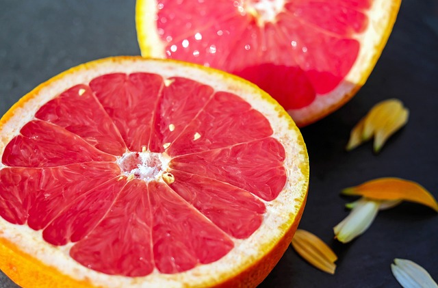 The Energizing Power of Grapefruit: Discover a Burst of Zest for Your Health